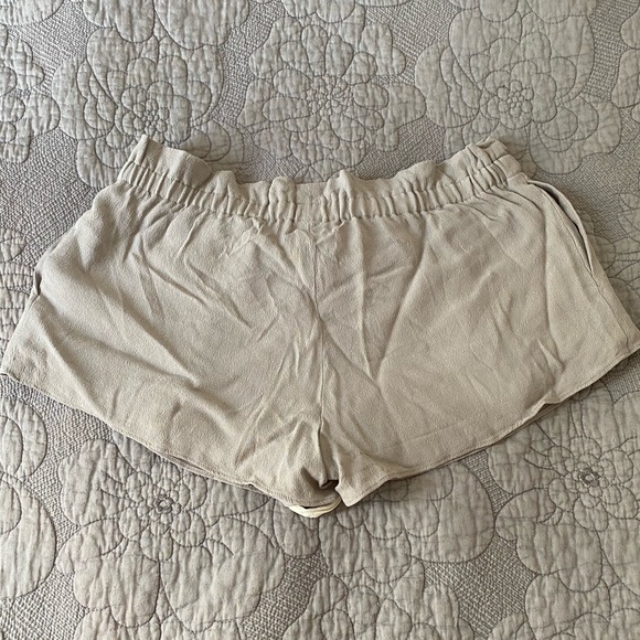 Wilfred Shorts - Picture 2 of 2